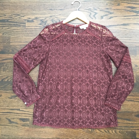 Francesca’s Listicle Top Size -S burgundy wine - Picture 8 of 8